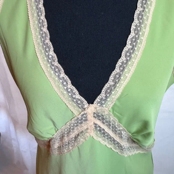 Olive Green Lace-Trim Maxi Dress - Picture 5 of 6